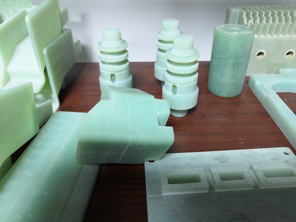 Luz do CNC - cola Epoxy verde a folha FR-4 laminada fez à máquina as peças